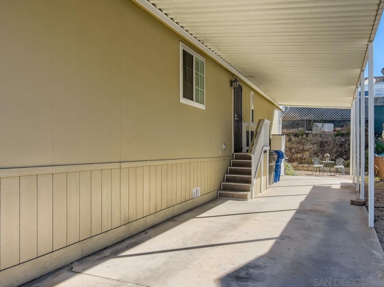 10767 Jamacha Blvd, Spring Valley CA  91978-1829 exterior