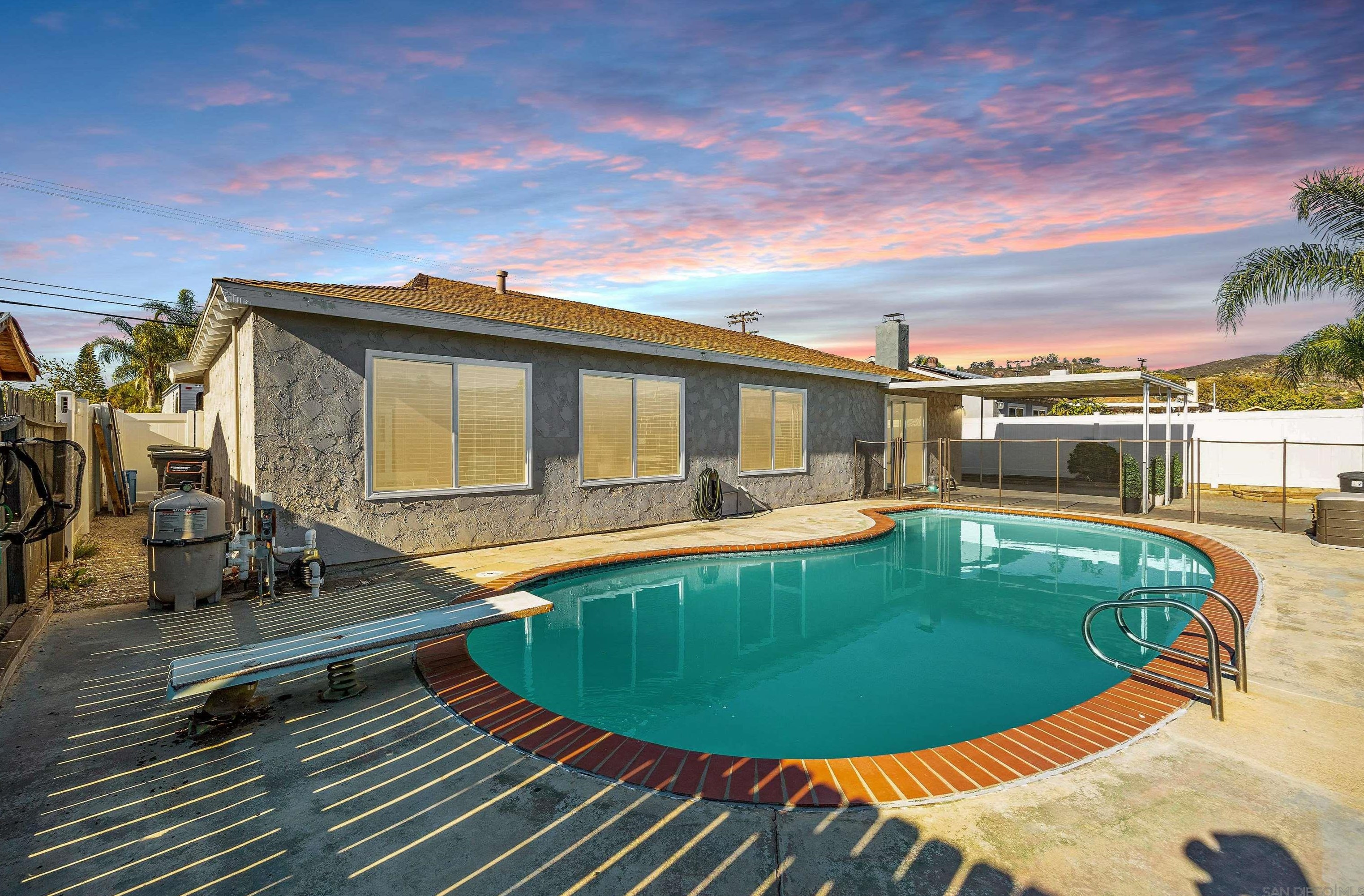 2111 E Mission Ave, Escondido, CA 92027