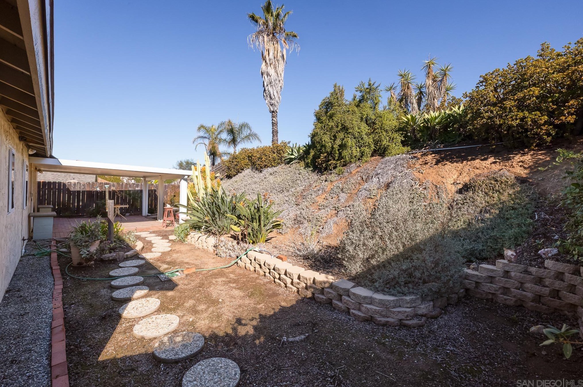 2423 Trace Rd, Spring Valley CA  91978-1928 exterior