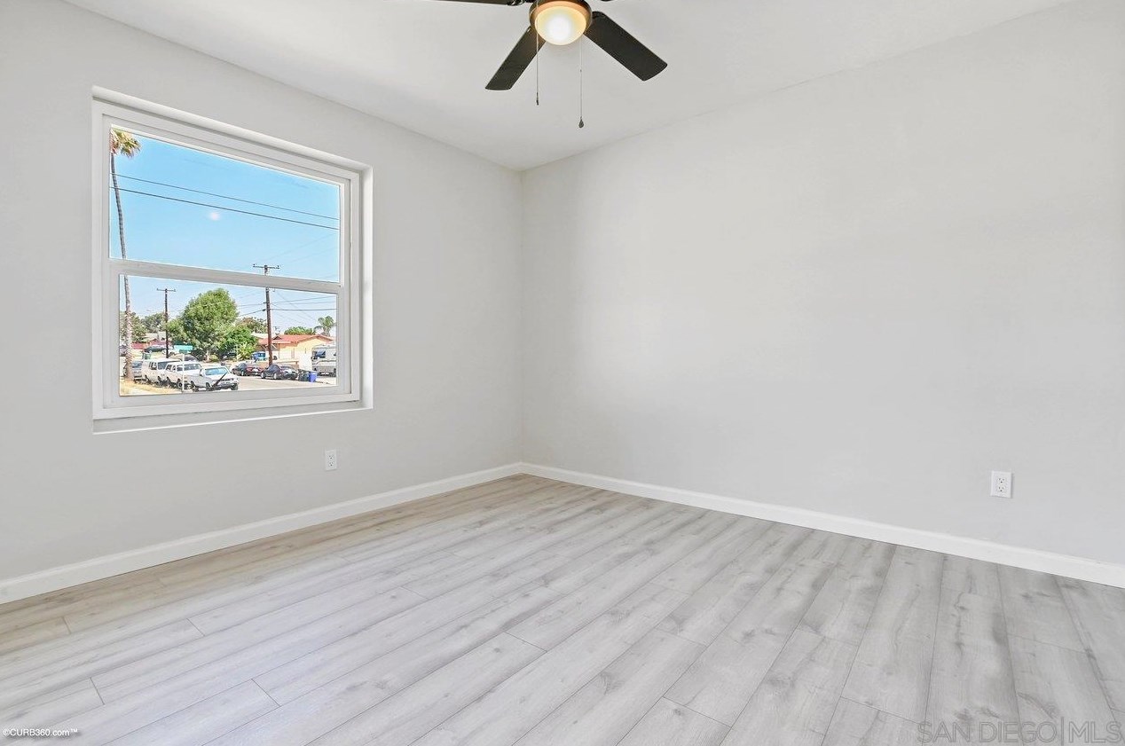 8859 Greenridge Ave, Spring Valley CA  91977-4746 exterior