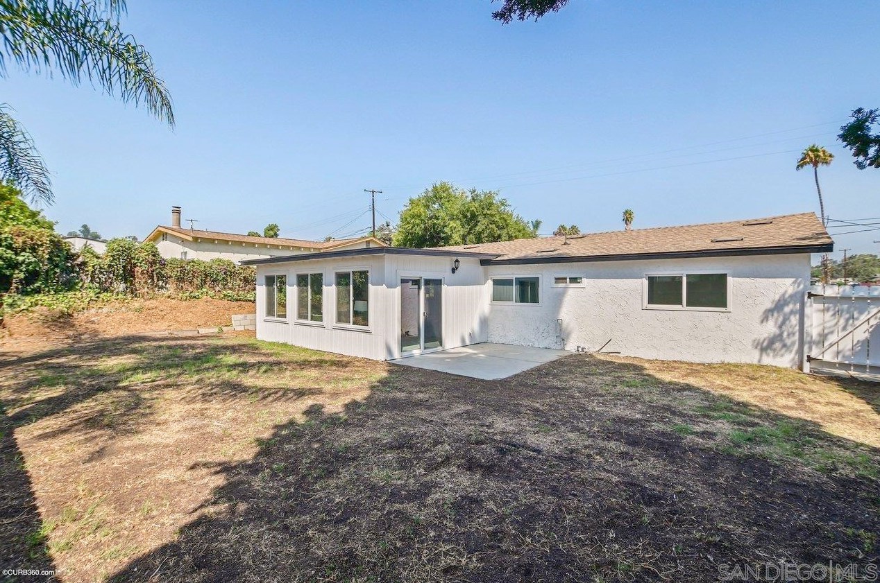 8859 Greenridge Ave, Spring Valley CA  91977-4746 exterior