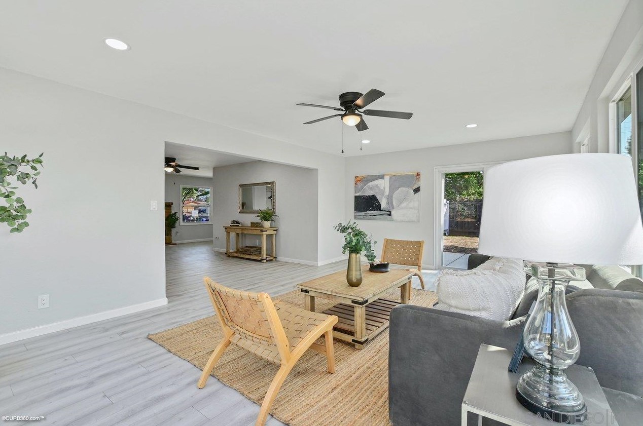 8859 Greenridge Ave, Spring Valley CA  91977-4746 exterior