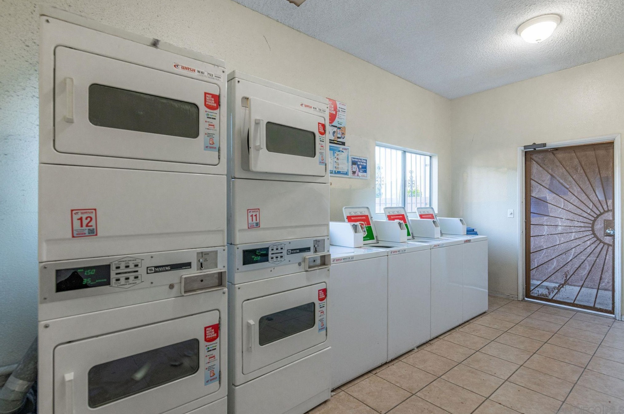 10235 Madrid Way, Spring Valley CA  91977-1945 exterior