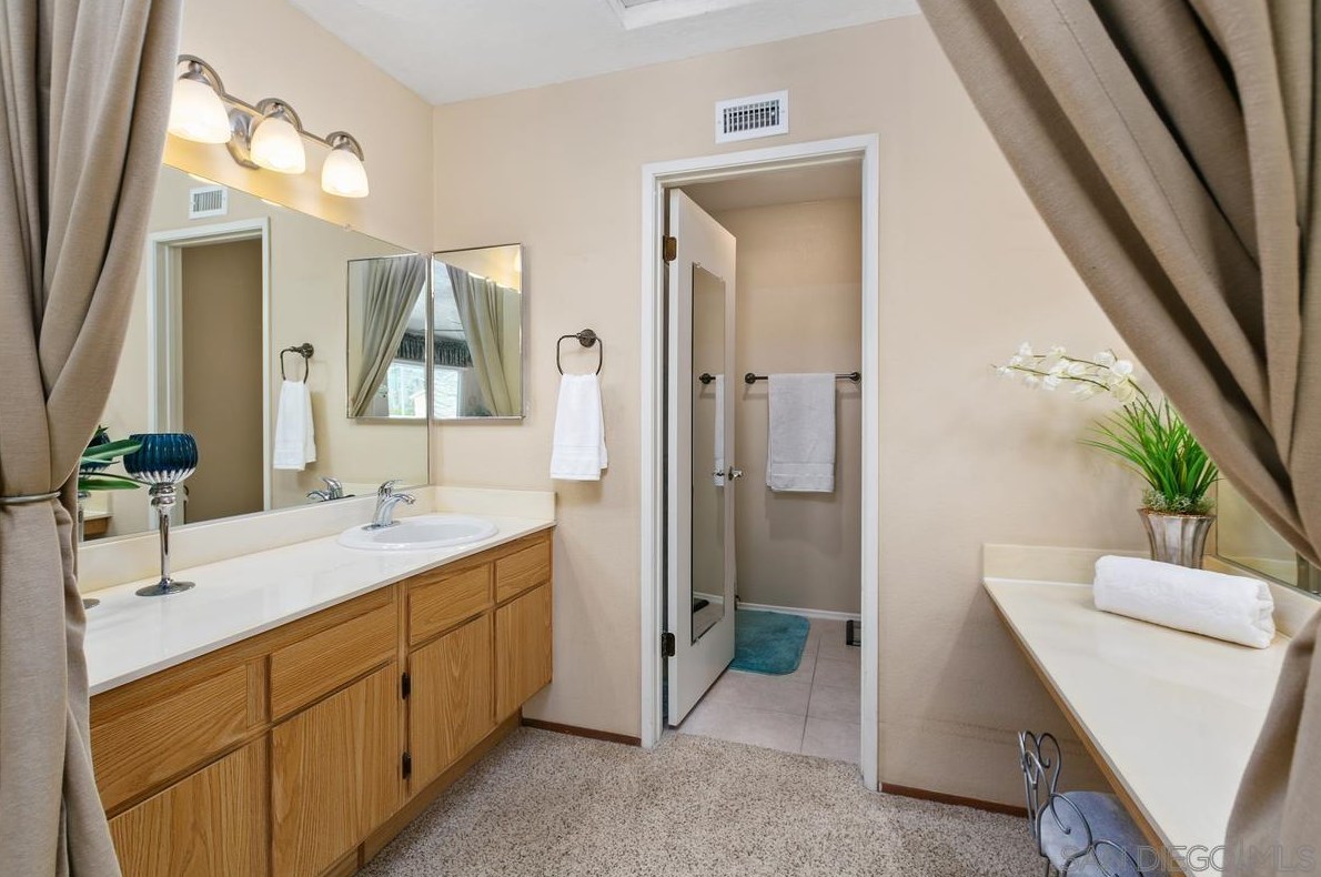 13141 Mulberry Tree Ln, Poway CA  exterior