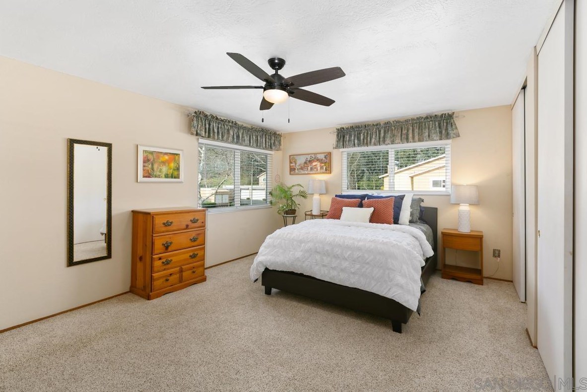 13141 Mulberry Tree Ln, Poway CA  exterior