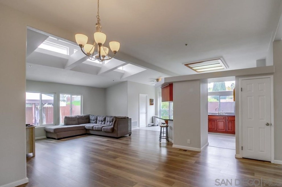 9380 Lori Mar Ct, Spring Valley CA  91977-2700 exterior