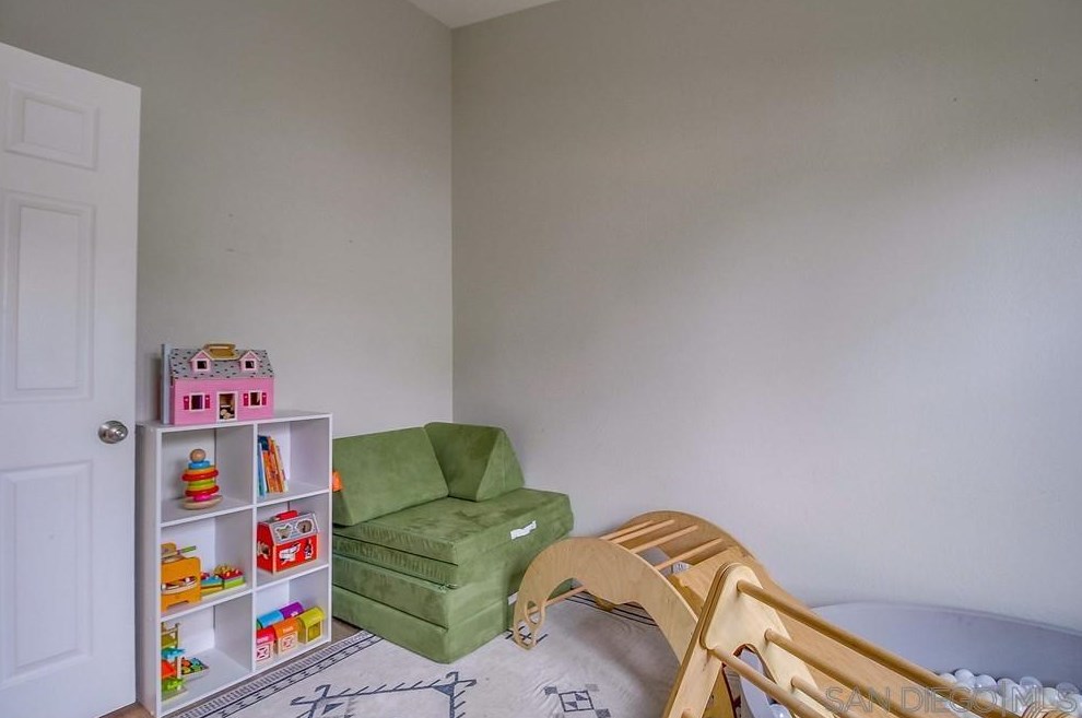 9380 Lori Mar Ct, Spring Valley CA  91977-2700 exterior