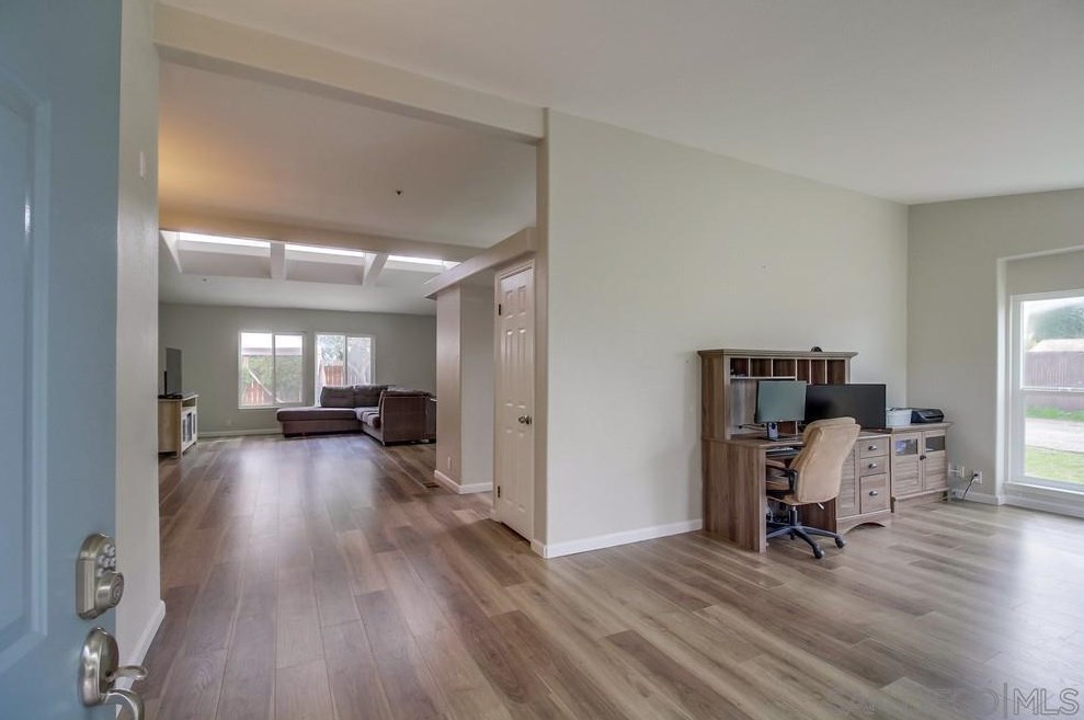 9380 Lori Mar Ct, Spring Valley CA  91977-2700 exterior