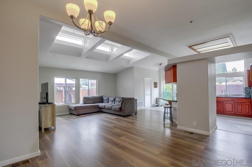 9380 Lori Mar Ct, Spring Valley CA  91977-2700 exterior