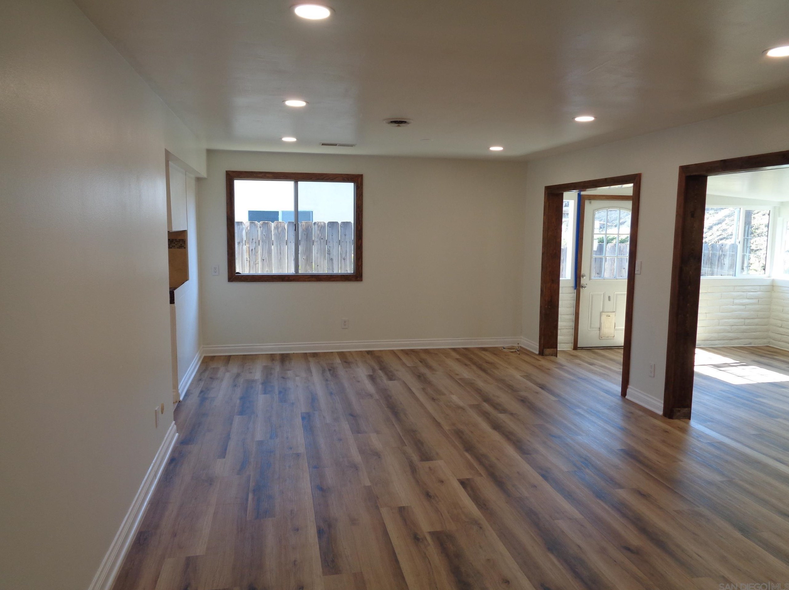 8017 Smokewood Dr, Santee CA  92071-3436 exterior