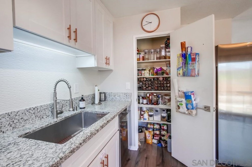 12752 Roberto Way, Poway CA  92064-2631 exterior