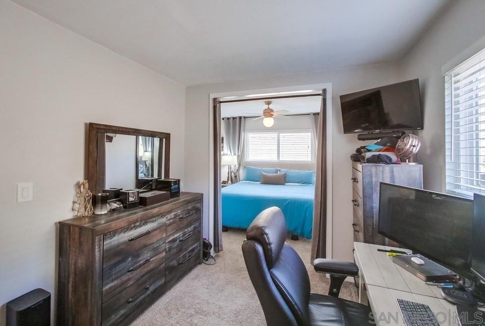 12752 Roberto Way, Poway CA  92064-2631 exterior