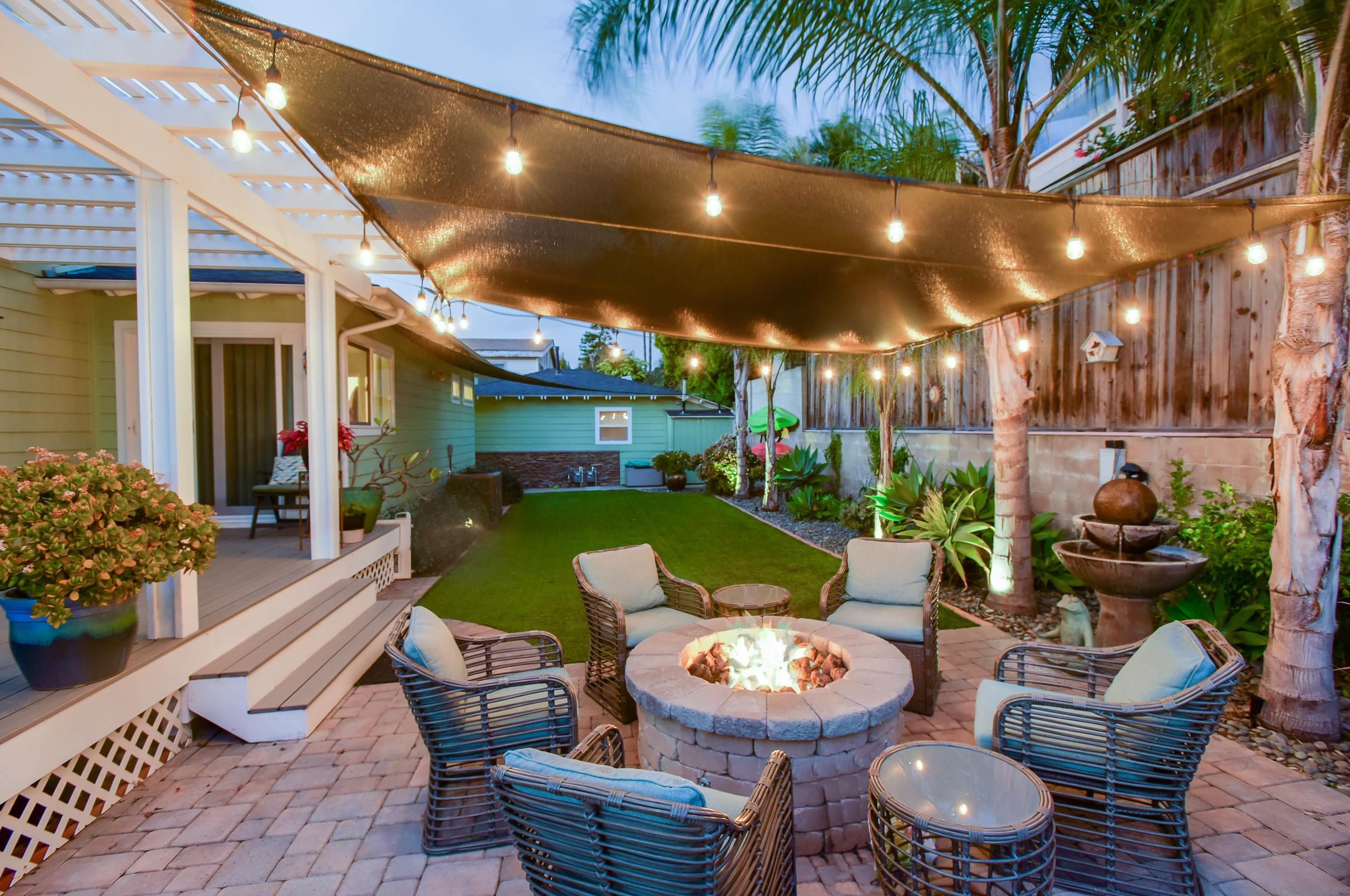 222 Barbara Ave, Solana Beach, CA 92075