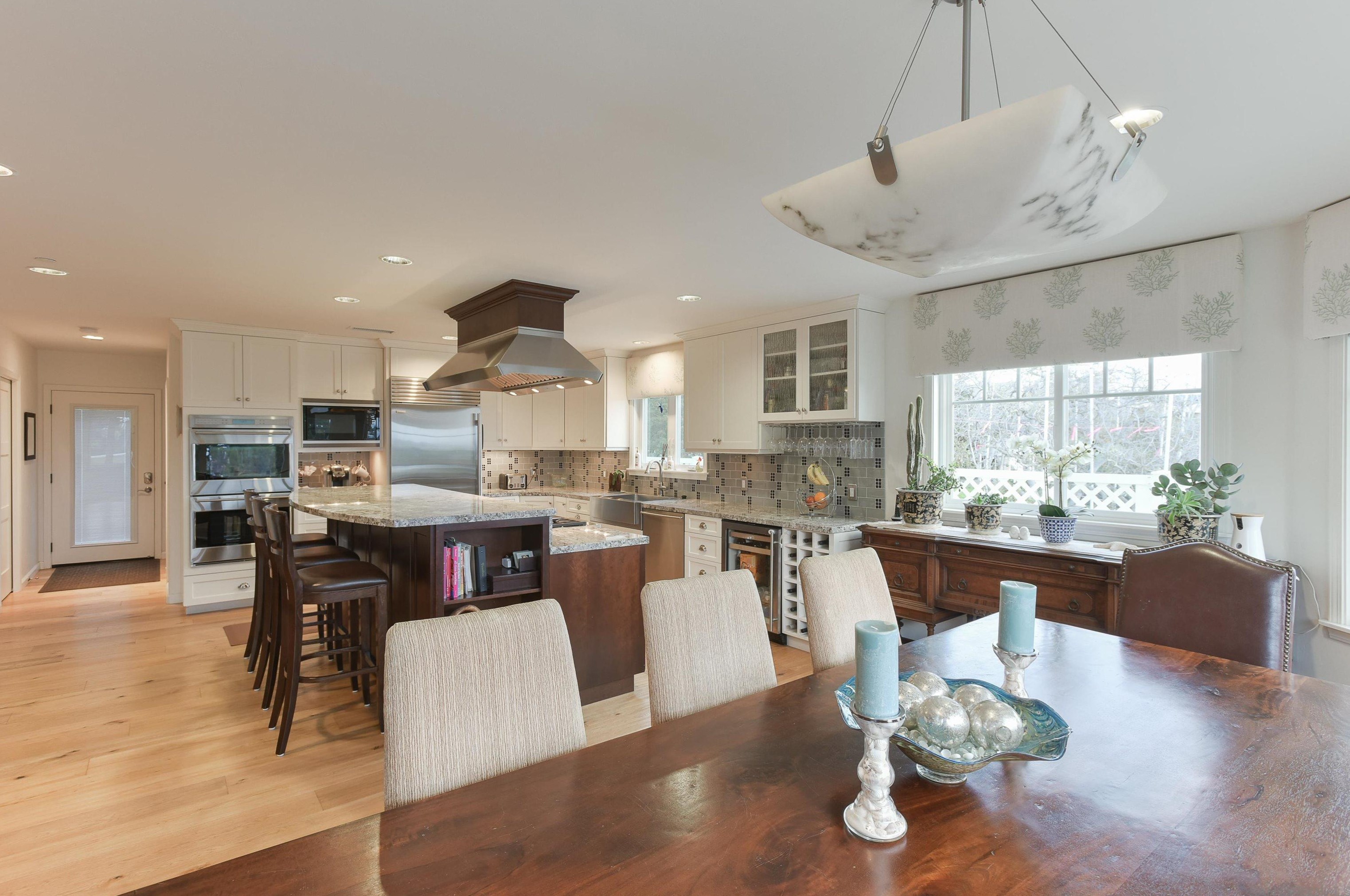 222-24 Barbara Ave, Solana Beach CA  92075-1232 exterior