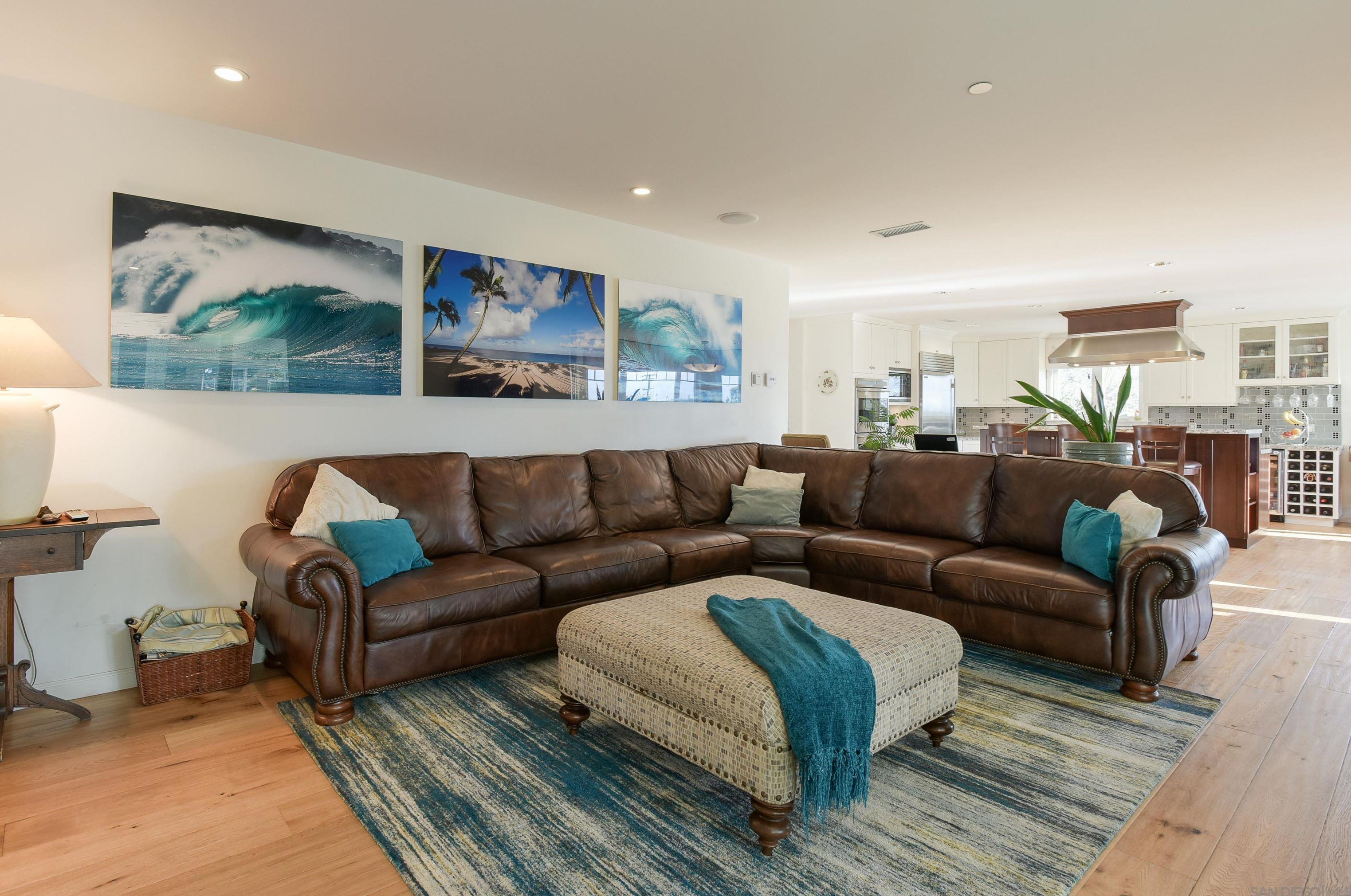 222-24 Barbara Ave, Solana Beach CA  92075-1232 exterior