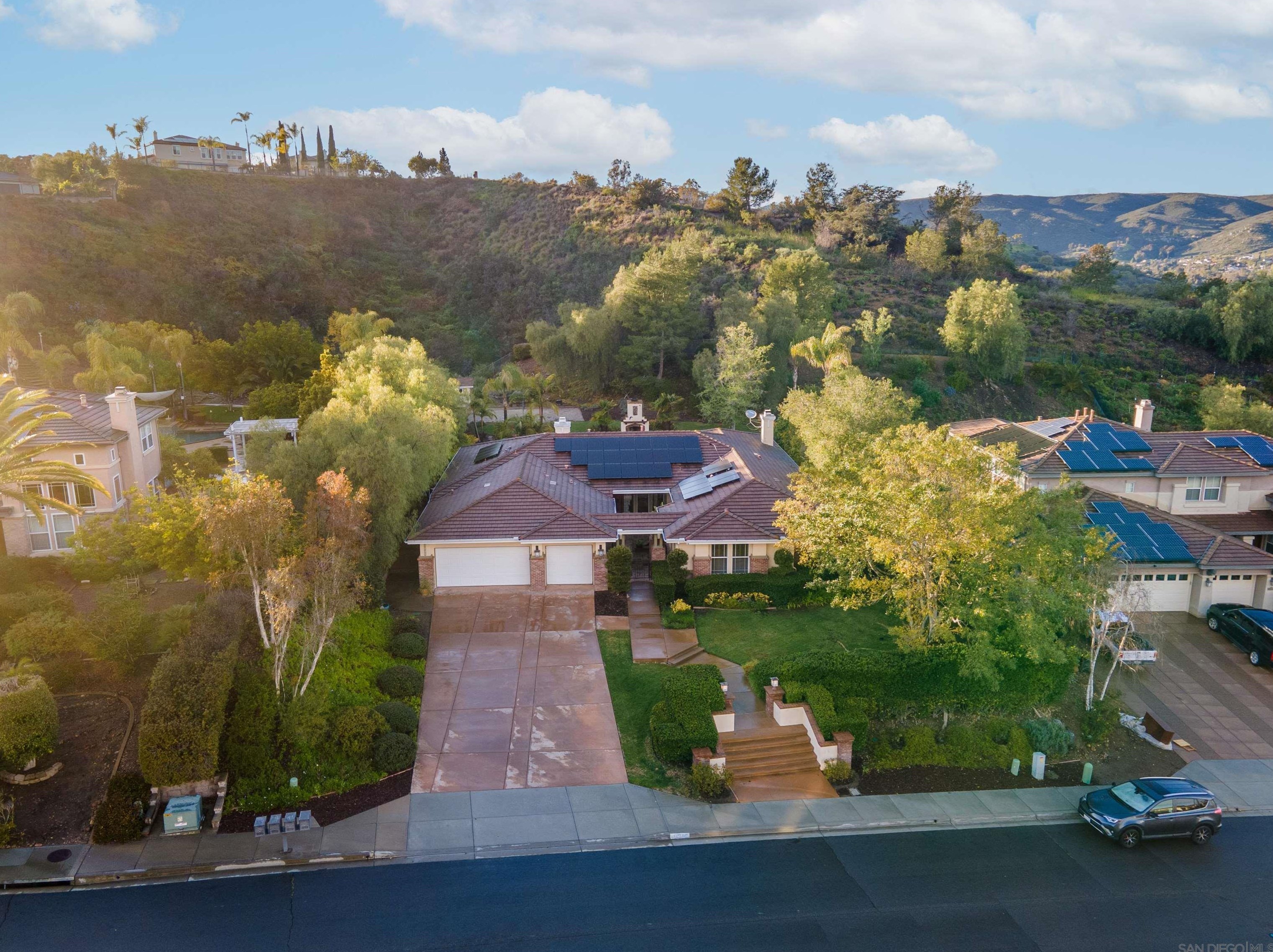 11772 Treadwell Dr, Poway CA  92064-6122 exterior