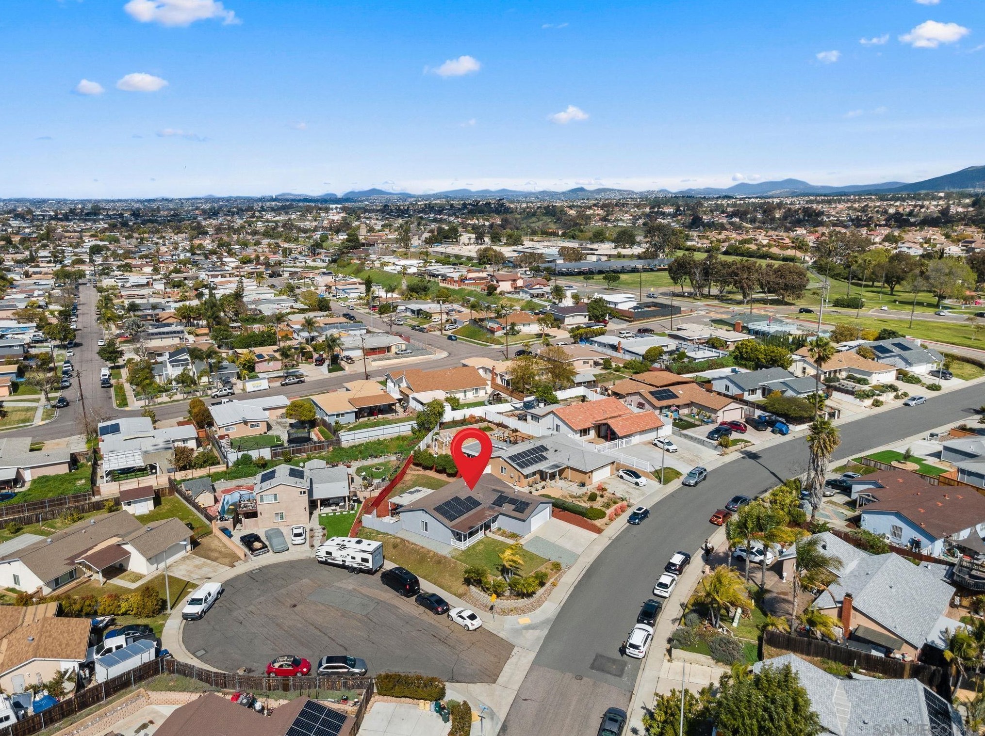 463 Thrush St, Chula Vista CA  91911-3846 exterior