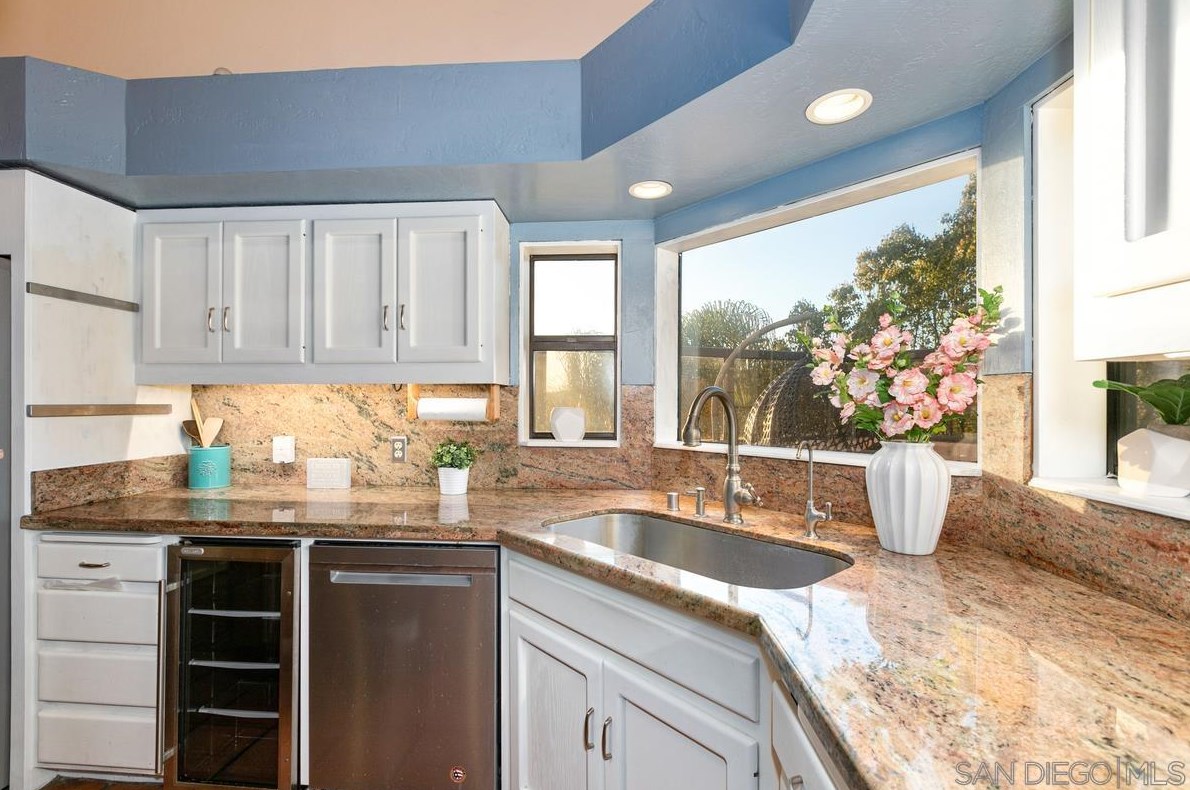 8655 Golf Dr, Spring Valley CA  91977-2011 exterior