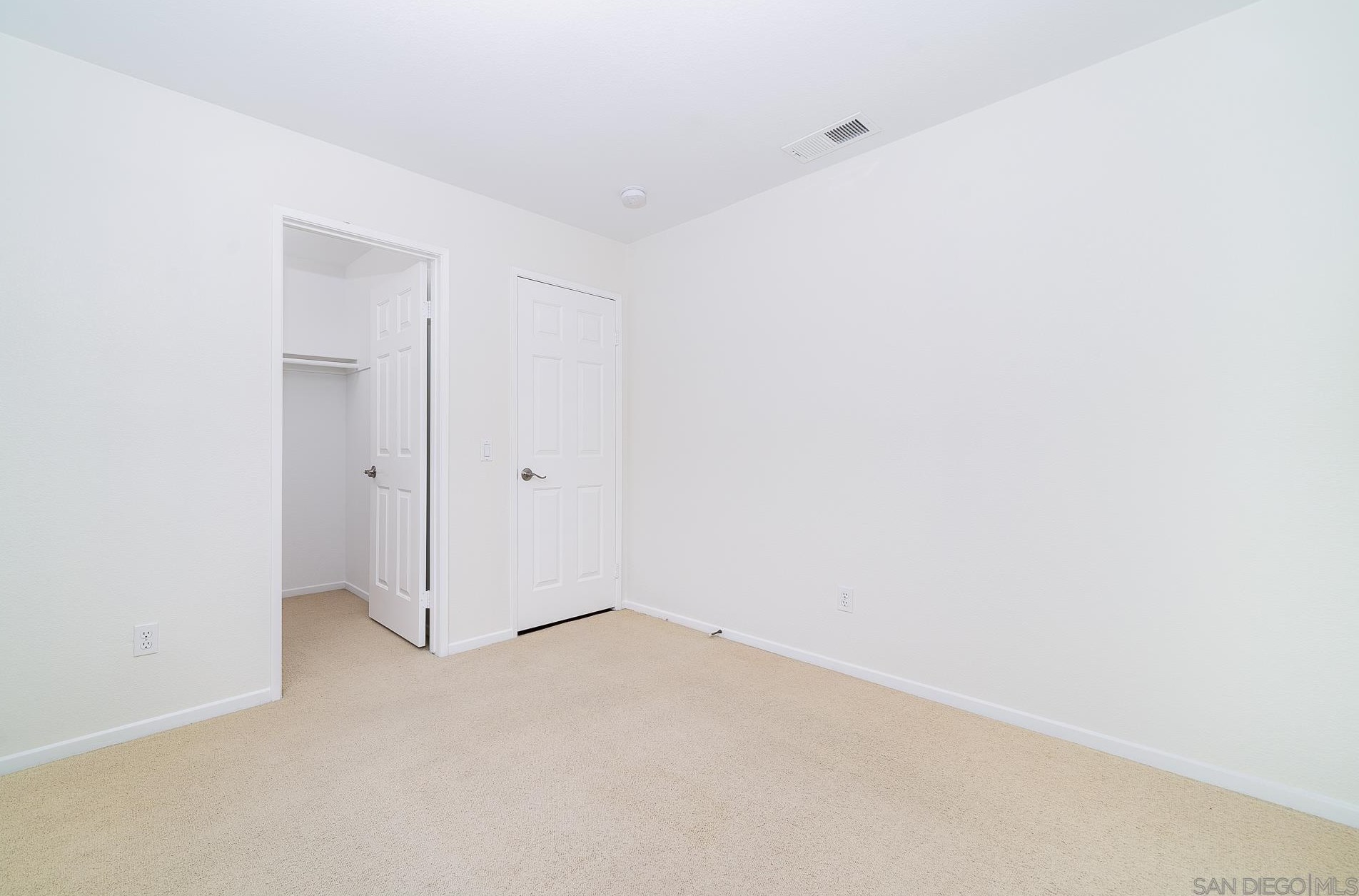 2425 Steamboat Springs Ct, Chula Vista CA  91915-2223 exterior