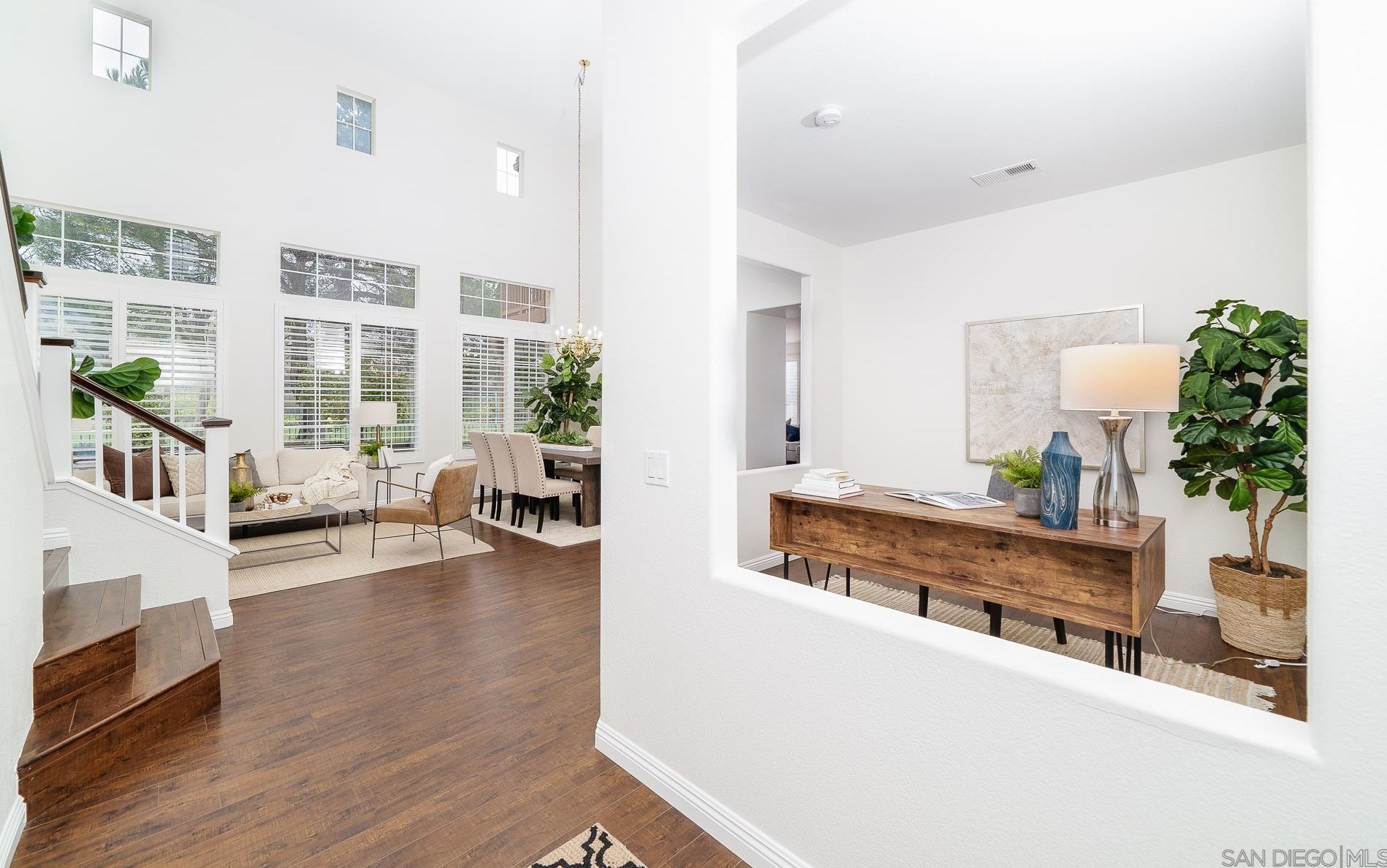 2425 Steamboat Springs Ct, Chula Vista CA  91915-2223 exterior