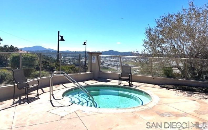 1908 Montilla St, Santee CA  92071-5652 exterior