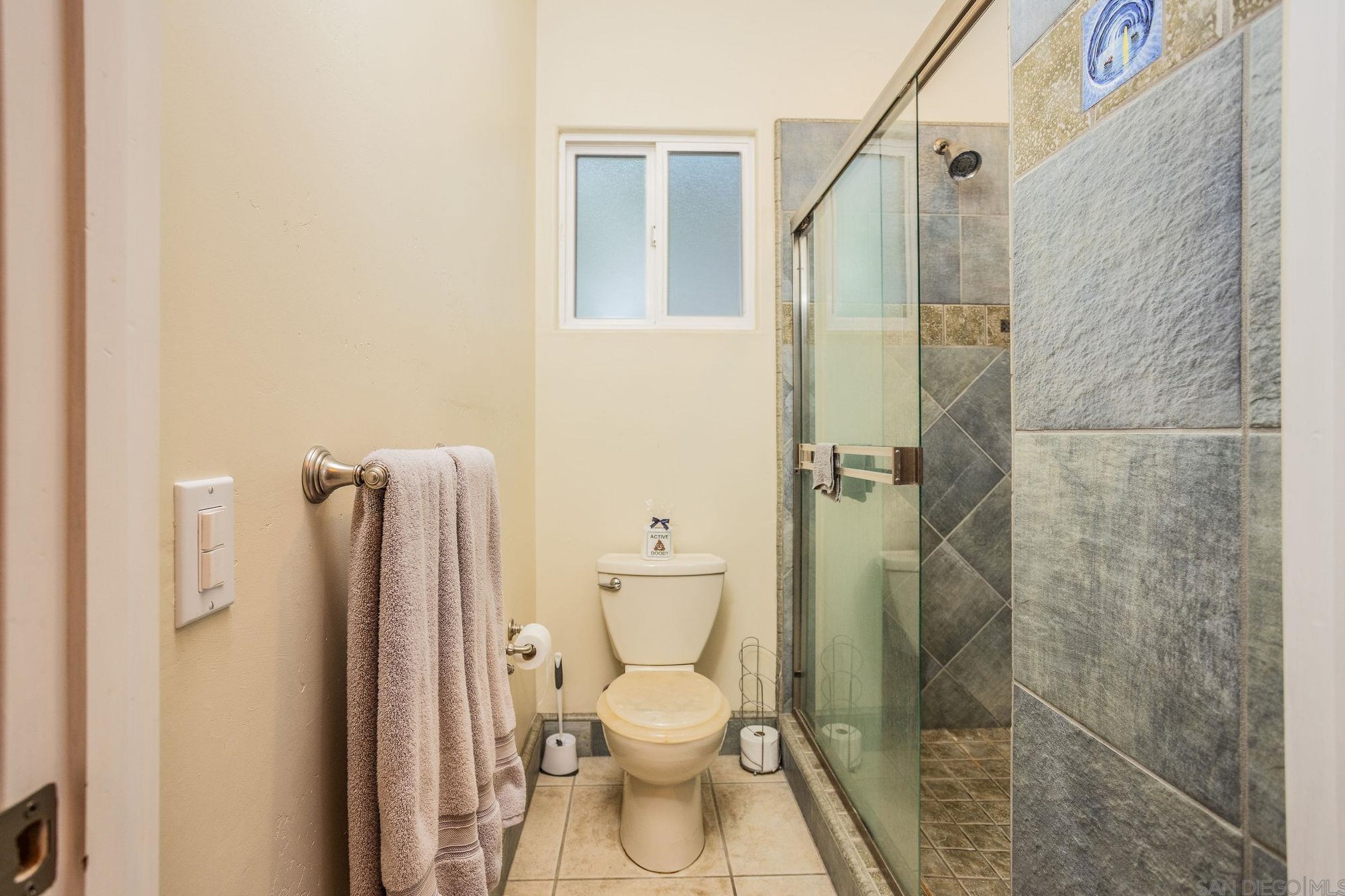 4003 Millagra Dr, Fallbrook CA  92028-8674 exterior