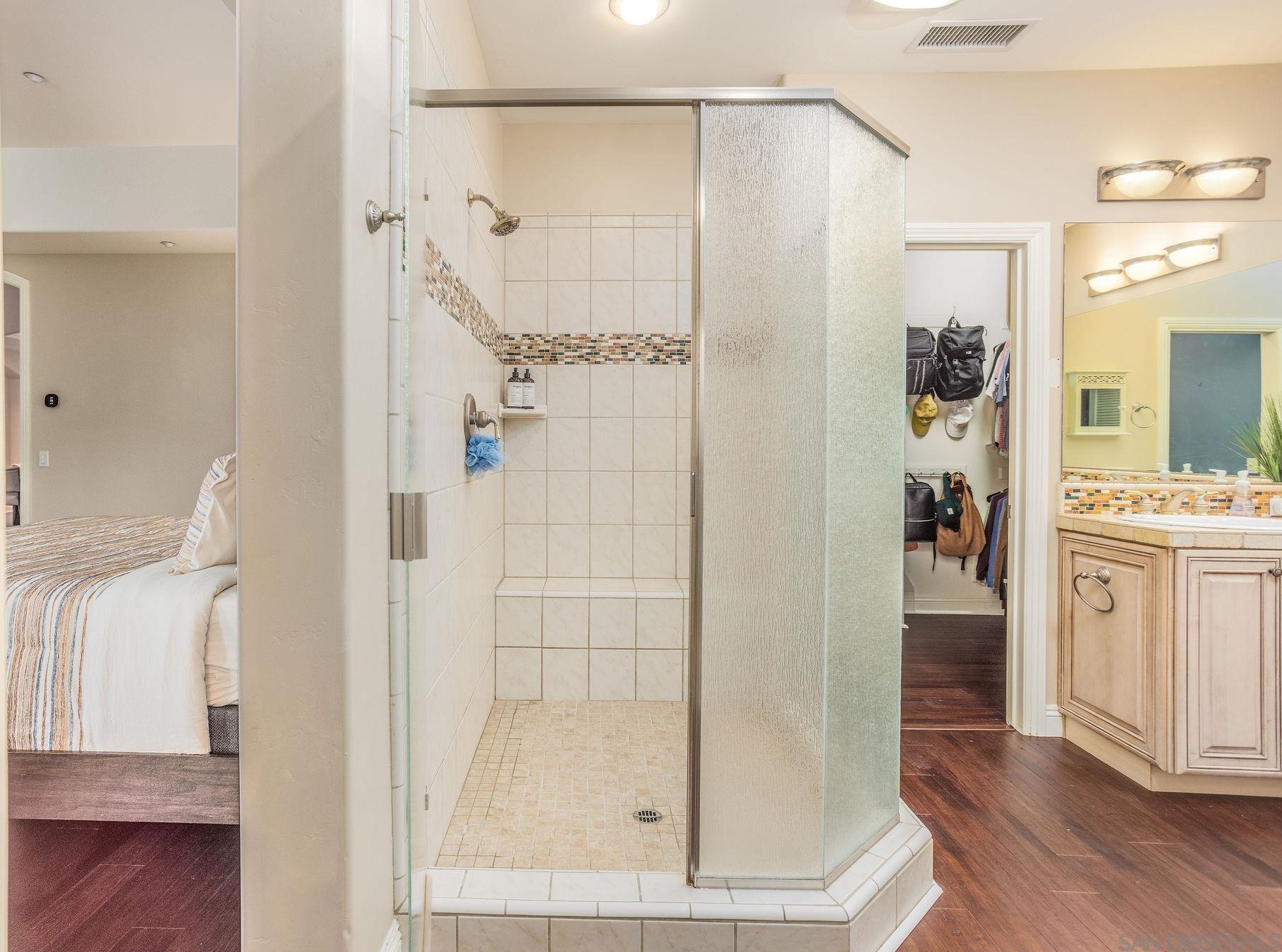 4003 Millagra Dr, Fallbrook CA  92028-8674 exterior