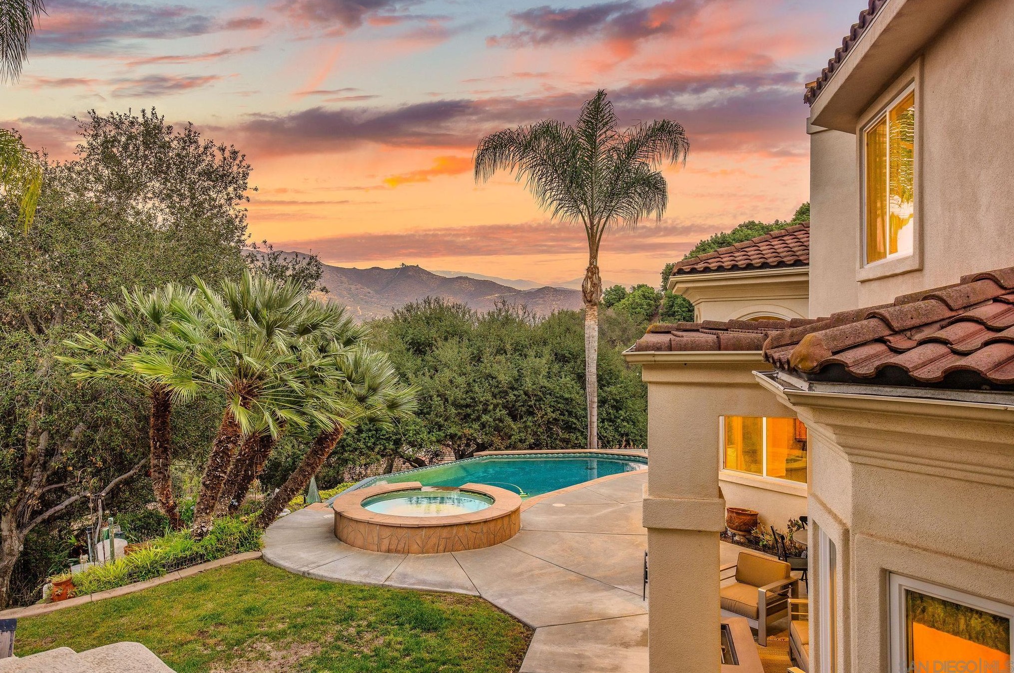 4003 Millagra Dr, Fallbrook CA  92028-8674 exterior