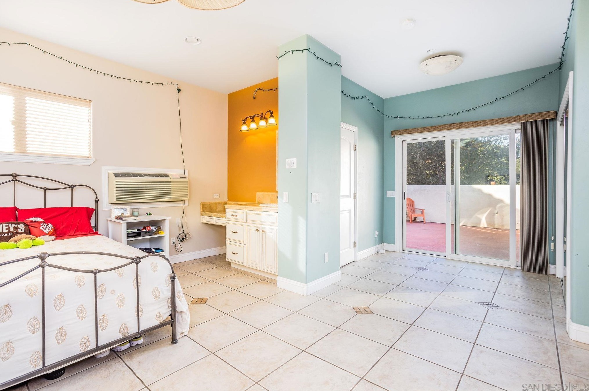 4003 Millagra Dr, Fallbrook CA  92028-8674 exterior