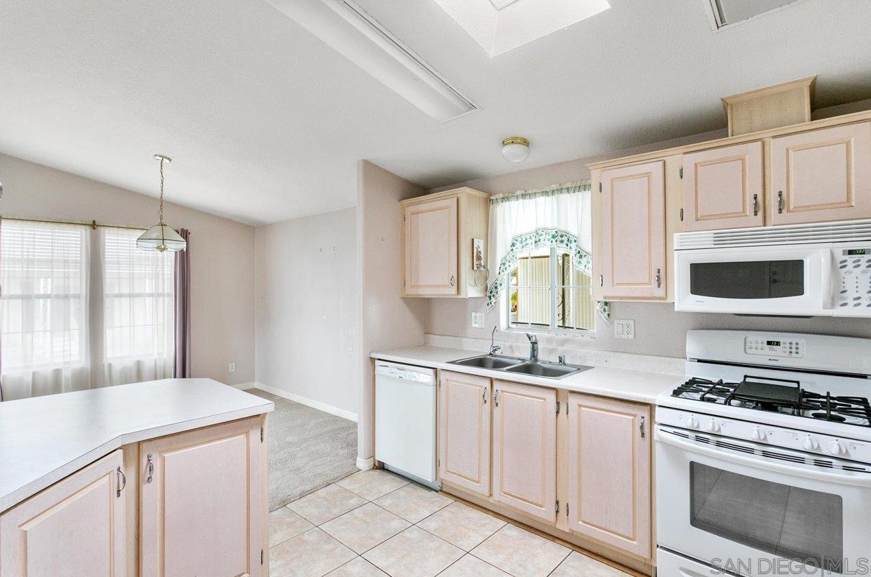 8301 Mission Gorge Road 257, Santee, CA 92071
