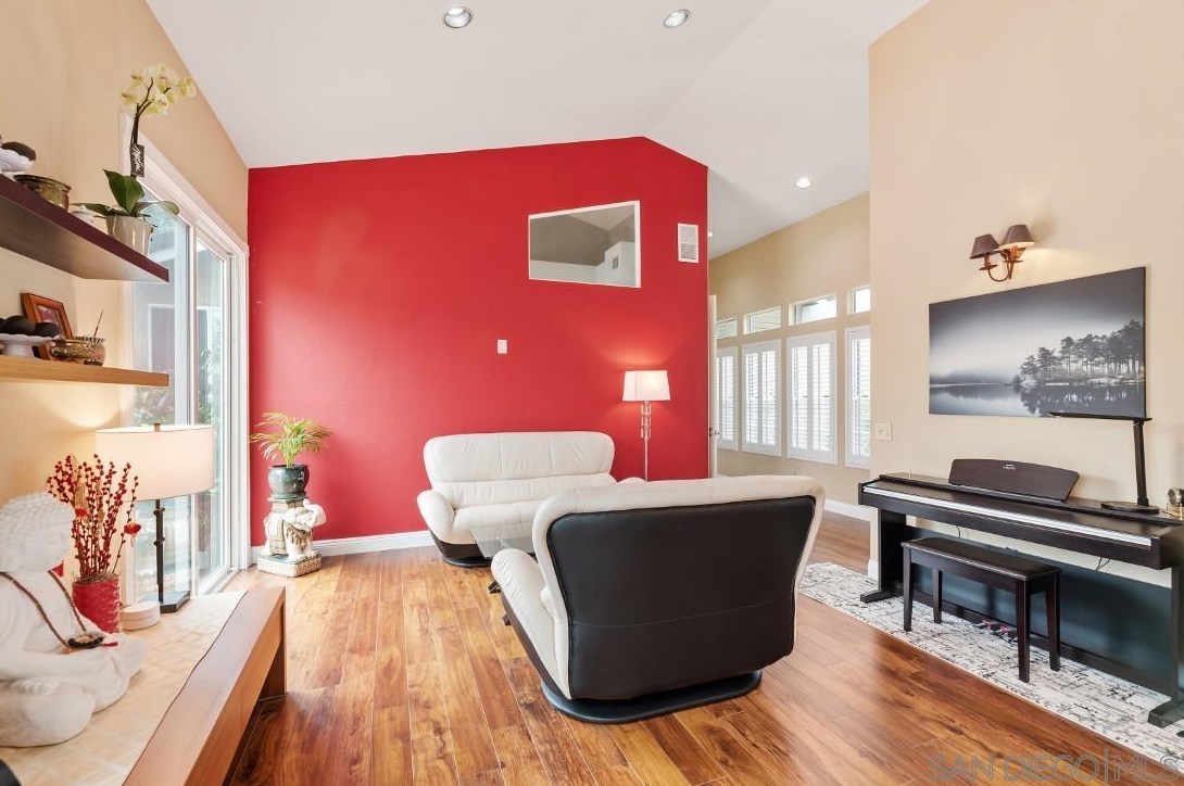 14232 Primrose Ct, Poway CA  92064-2348 exterior