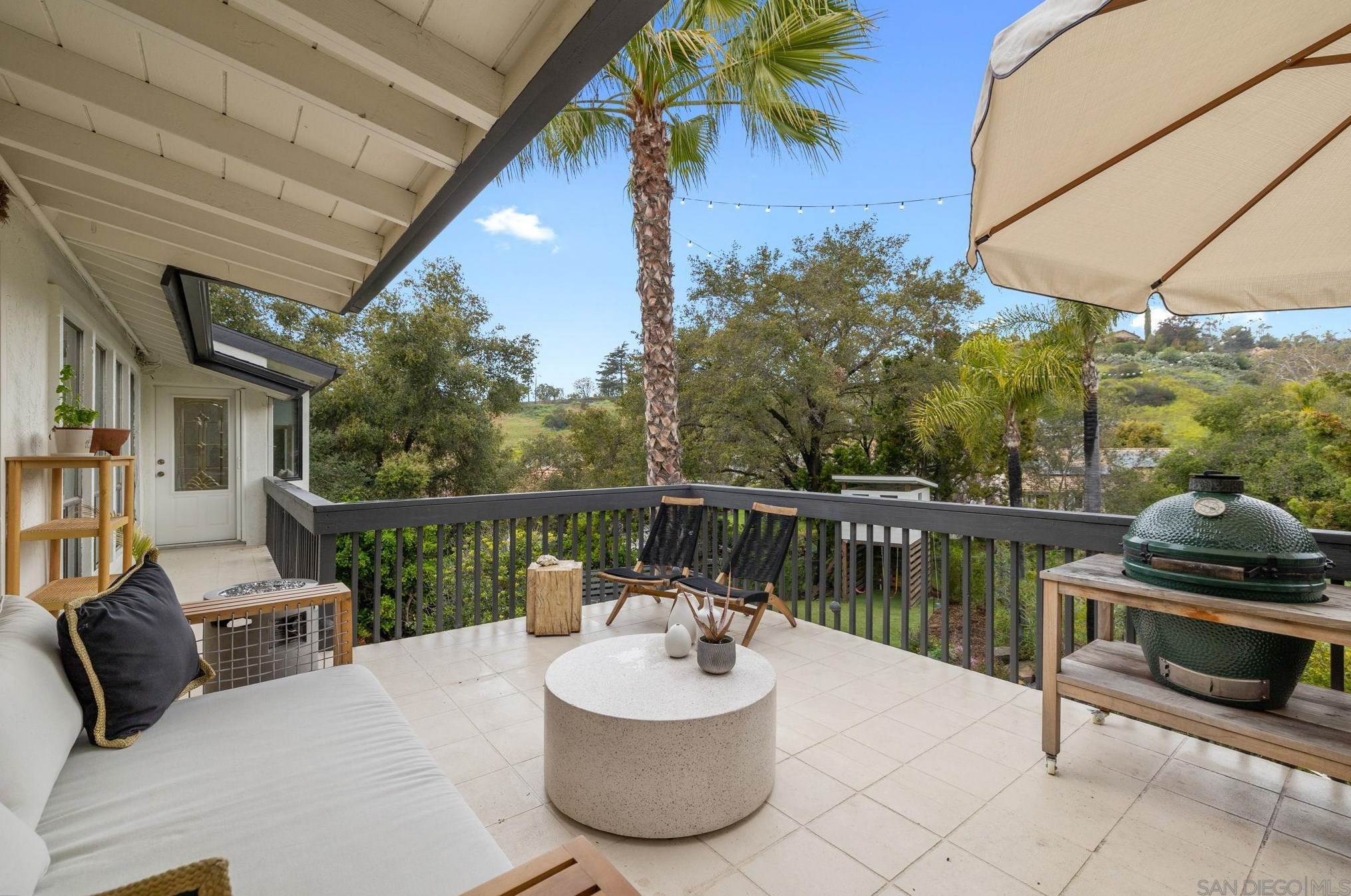 3550 Laketree Dr, Fallbrook CA  92028-8881 exterior