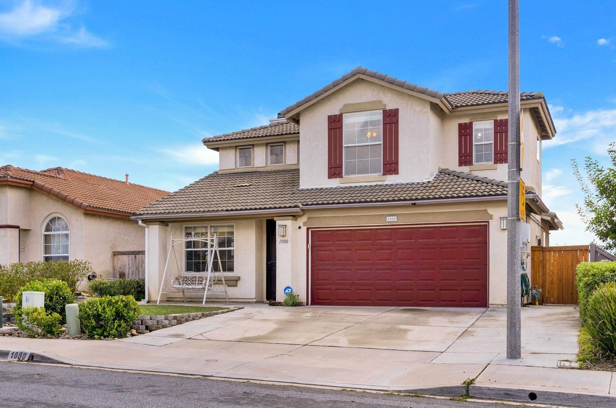 1080 Camino Del Sol, Chula Vista CA  91910-7063 exterior