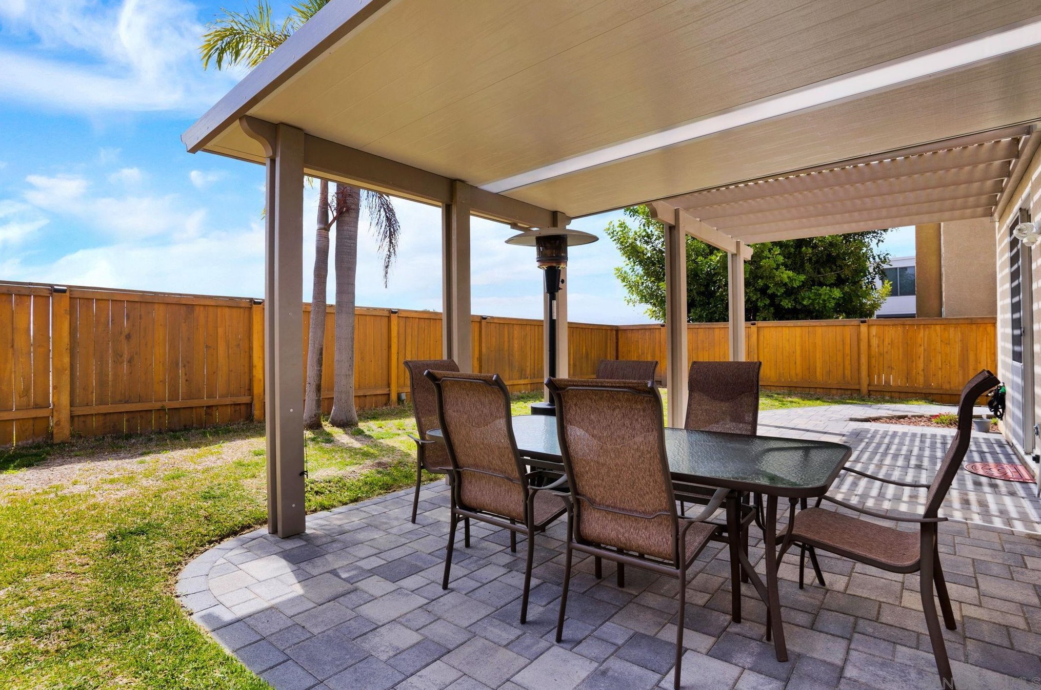 1080 Camino Del Sol, Chula Vista CA  91910-7063 exterior