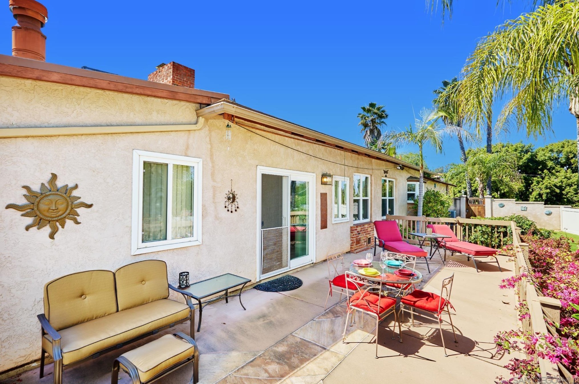 8485 Park Ln, La Mesa, CA 91941