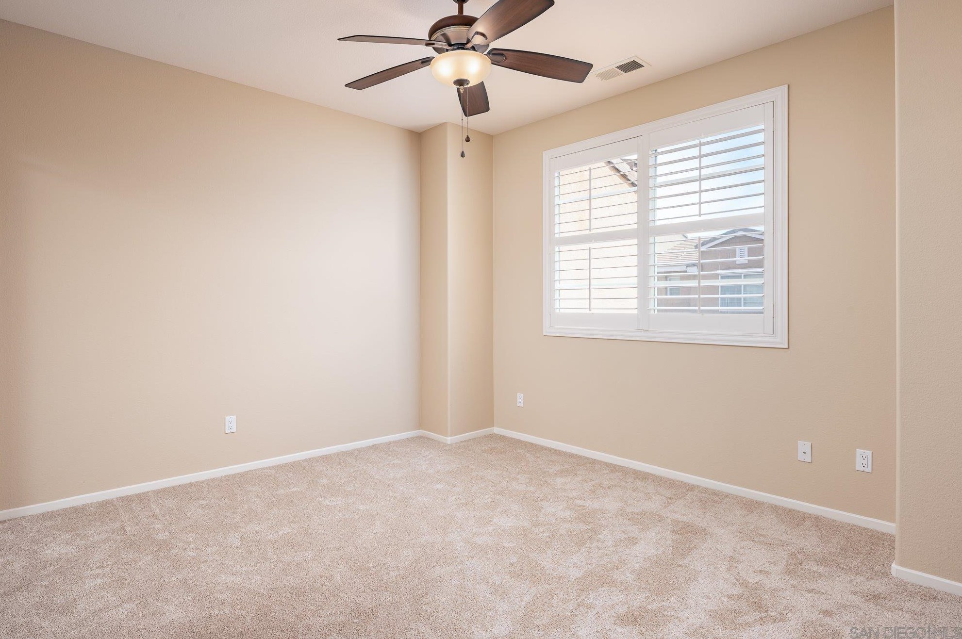 10120 Star Magnolia Ln, Santee CA  92071-7217 exterior