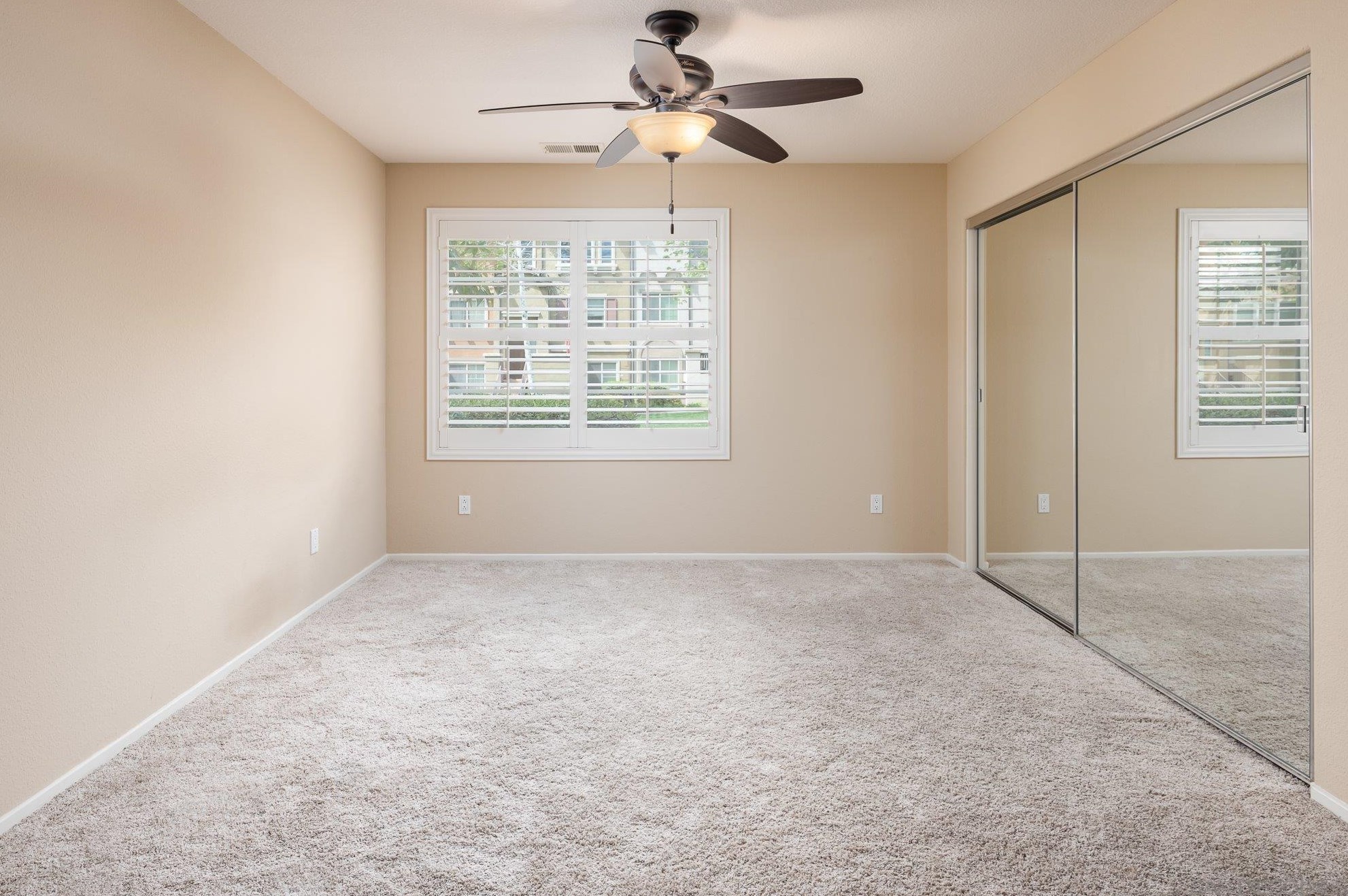 10120 Star Magnolia Ln, Santee CA  92071-7217 exterior