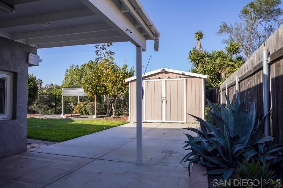 1037 Osage Dr, Spring Valley CA  91977-4750 exterior