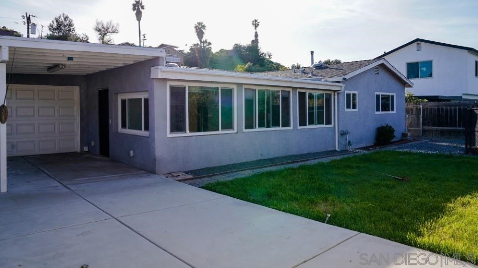 1037 Osage Dr, Spring Valley CA  91977-4750 exterior