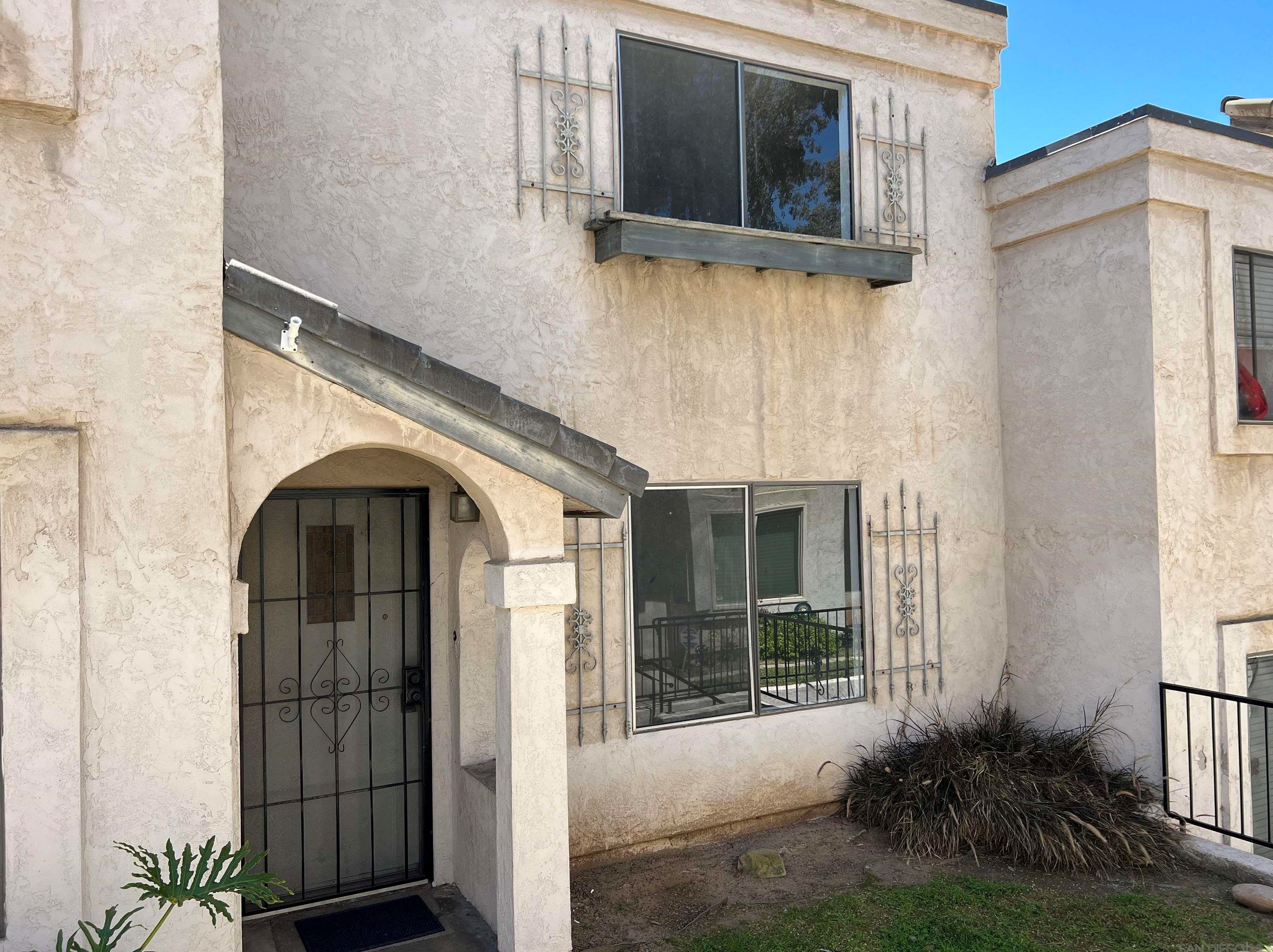 1604 Presioca St, Spring Valley CA  91977-3901 exterior