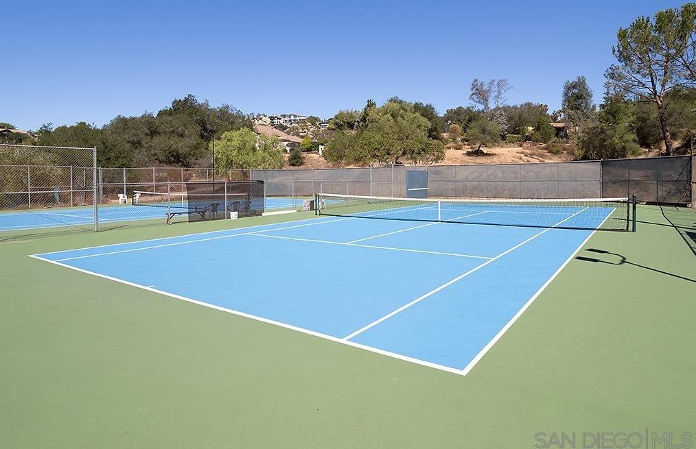 10732 Meadow Glen Way, Escondido CA  92026-6924 exterior