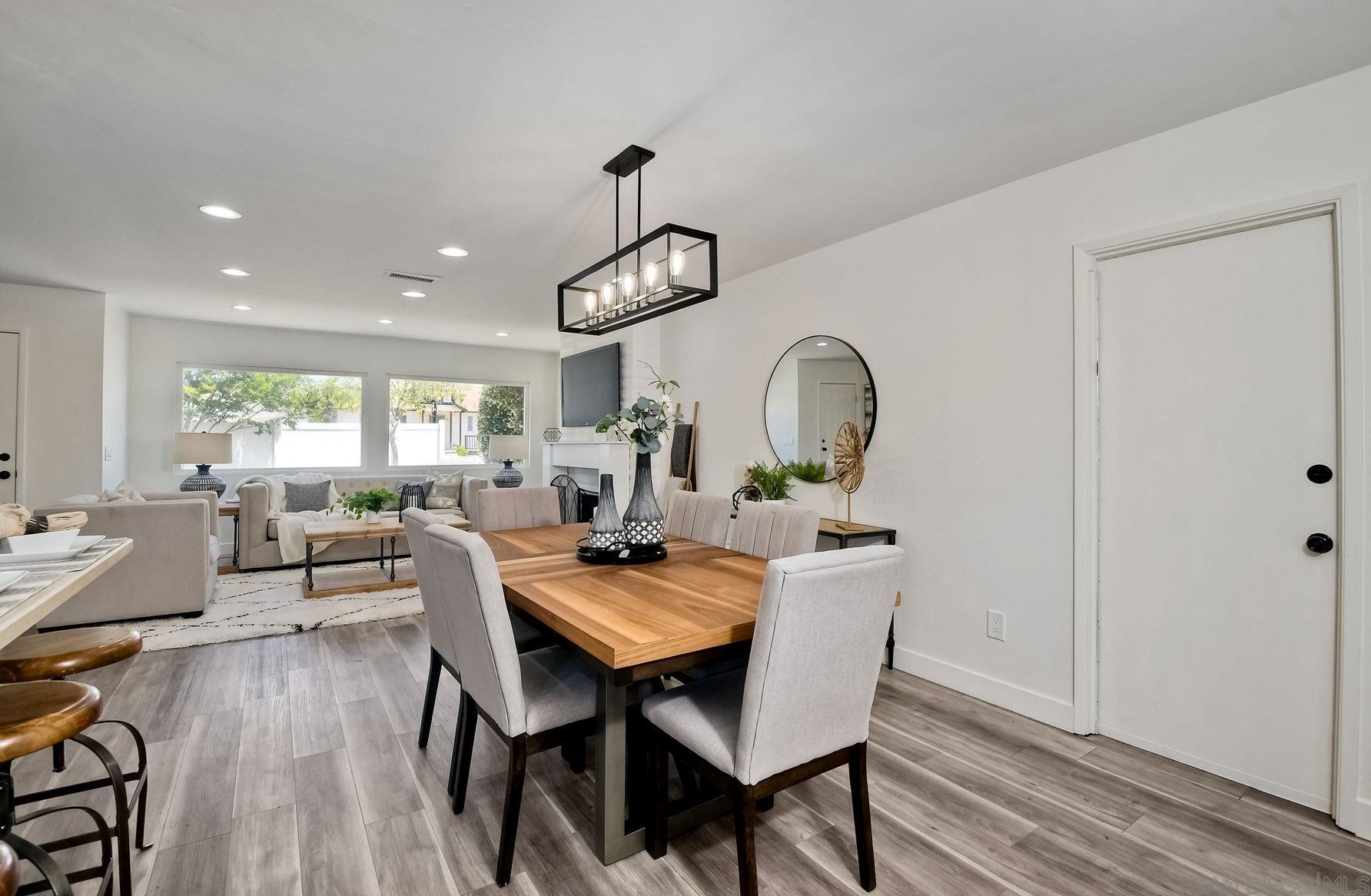 8786 Blue Boy Ln, Santee CA  92071-4322 exterior