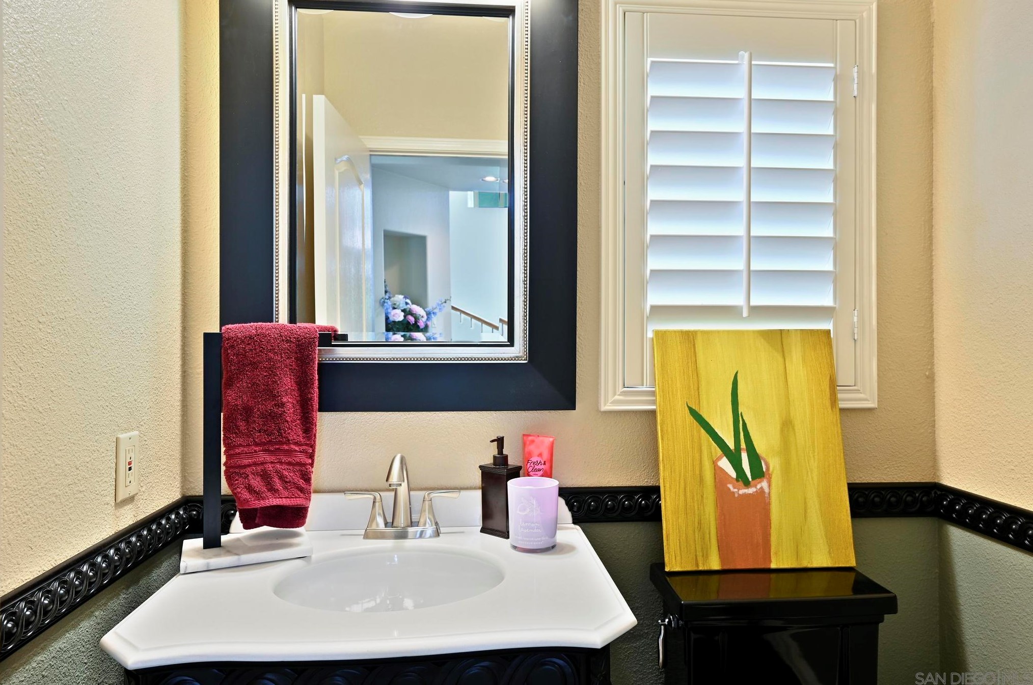 1035 Park Meadows Rd, Chula Vista CA  91915-1414 exterior