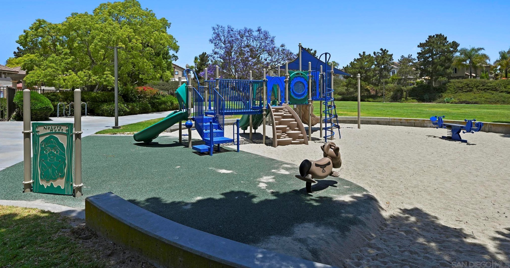 1035 Park Meadows Rd, Chula Vista CA  91915-1414 exterior