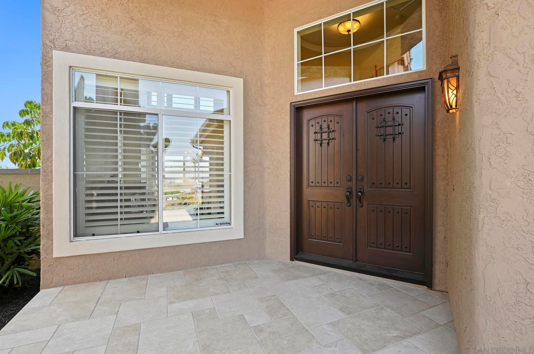 1035 Park Meadows Rd, Chula Vista CA  91915-1414 exterior