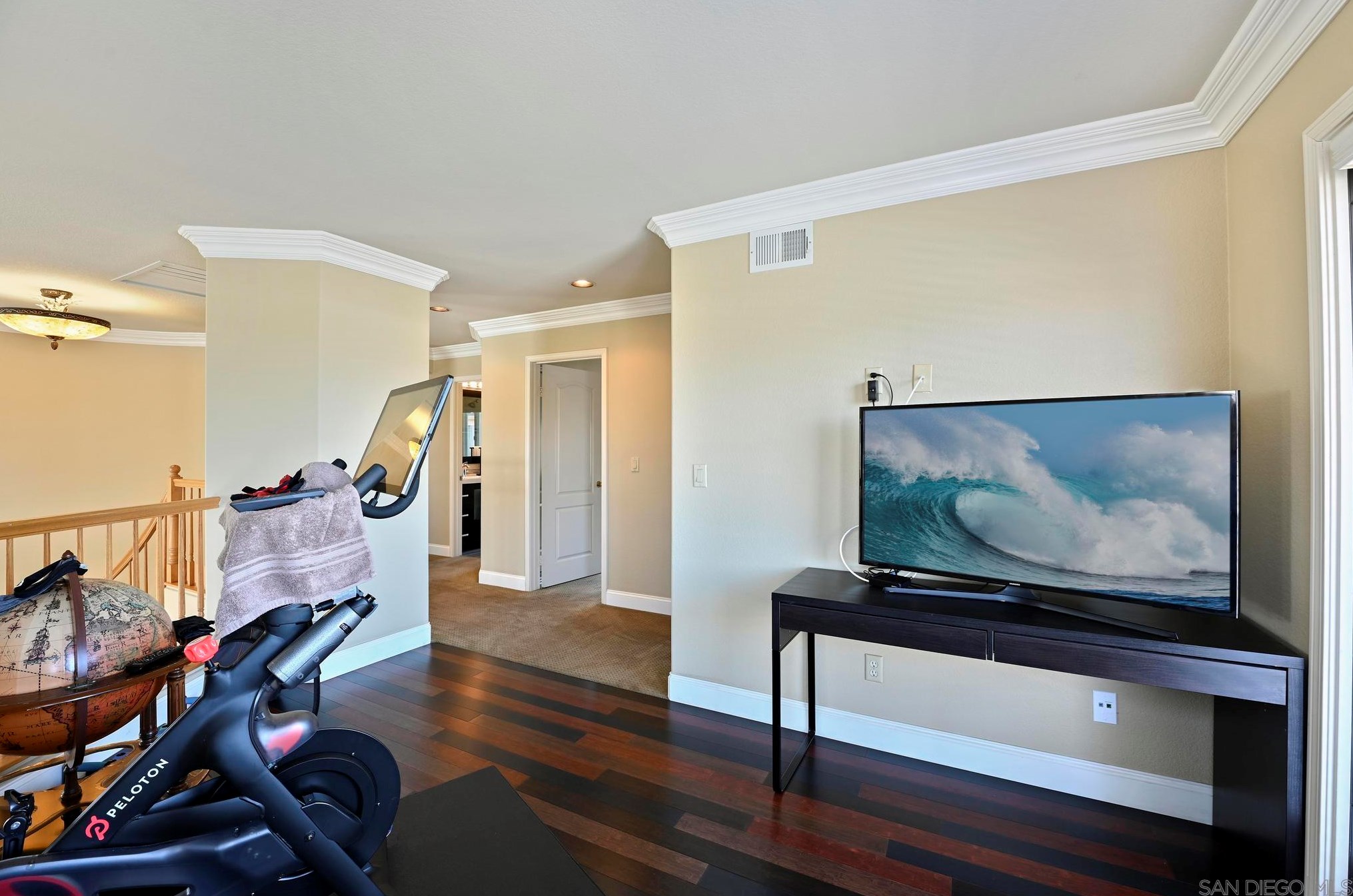 1035 Park Meadows Rd, Chula Vista CA  91915-1414 exterior