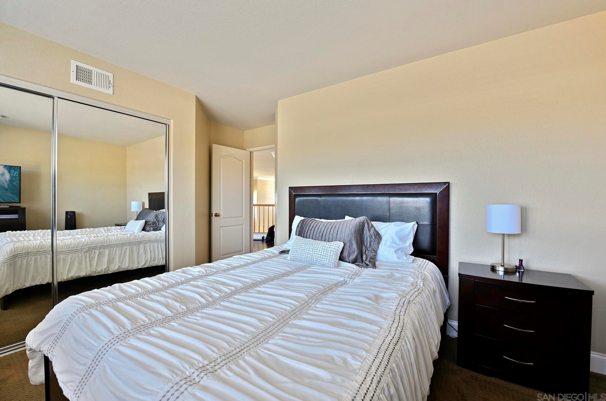 1035 Park Meadows Rd, Chula Vista CA  91915-1414 exterior