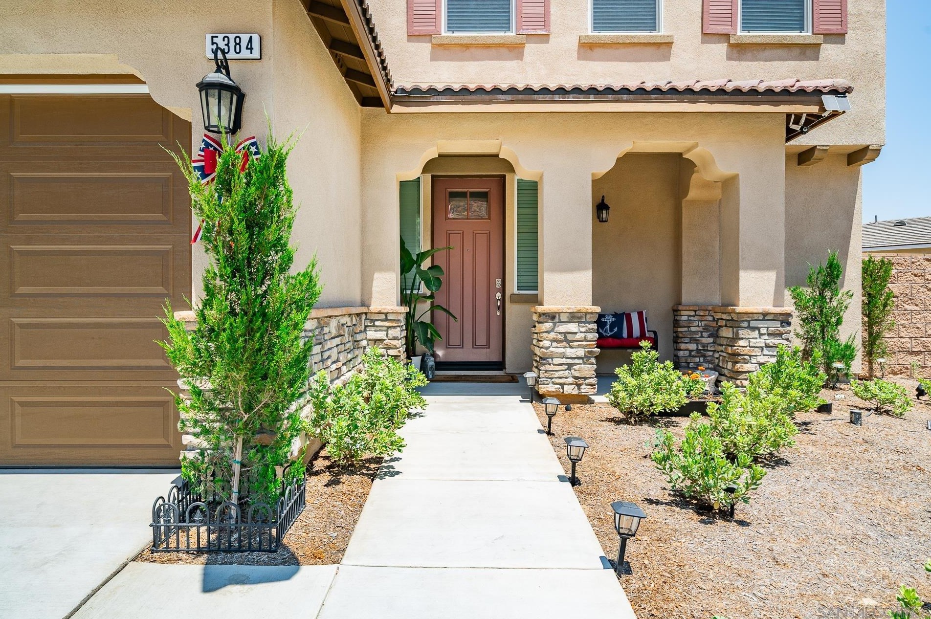 5384 Viewstone Ct, Hemet CA  92545 exterior