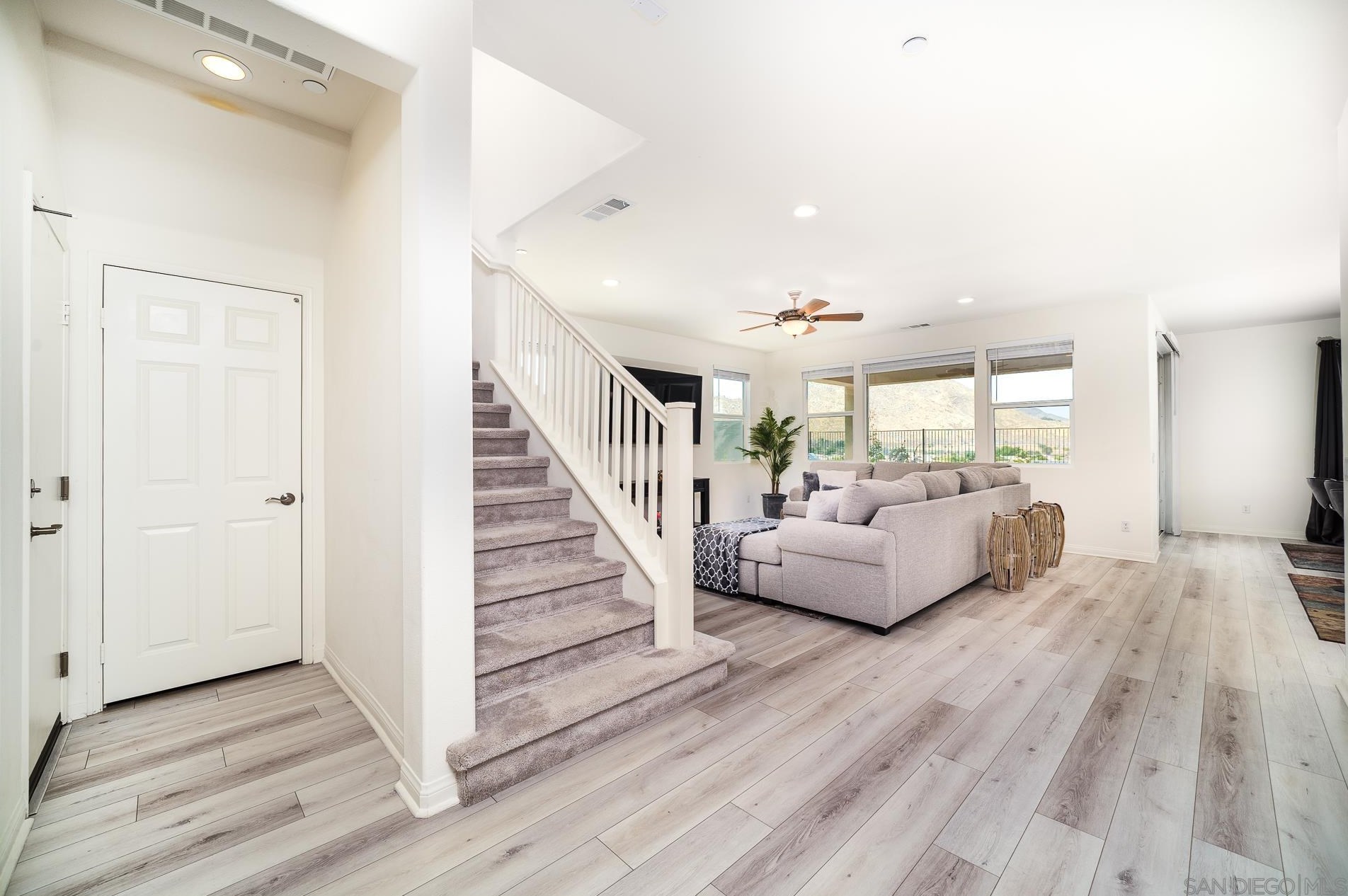 5384 Viewstone Ct, Hemet CA  92545 exterior