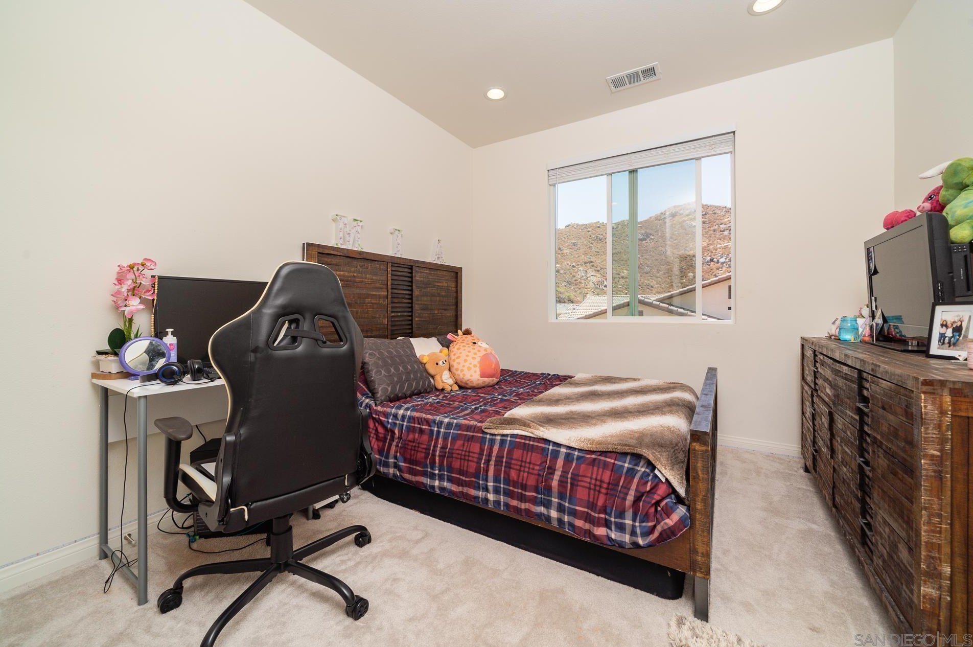 5384 Viewstone Ct, Hemet CA  92545 exterior